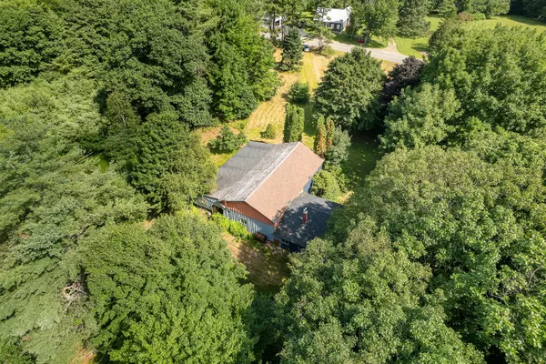 Gardiner, ME 04345,136 Costello RD