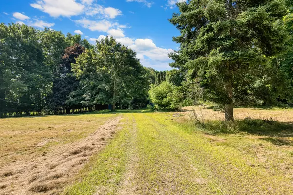 Gardiner, ME 04345,136 Costello RD