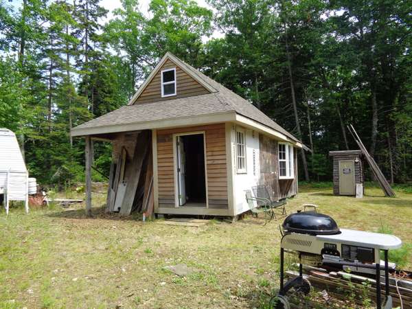 1515 Acadia HWY, Orland, ME 04472