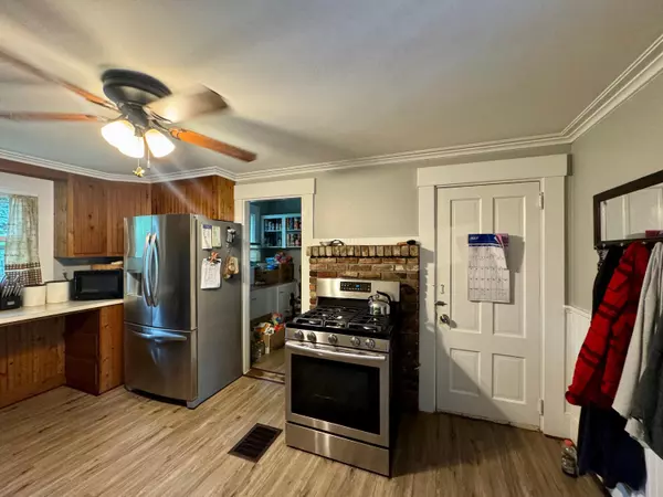 Guilford, ME 04426,11 Summer ST