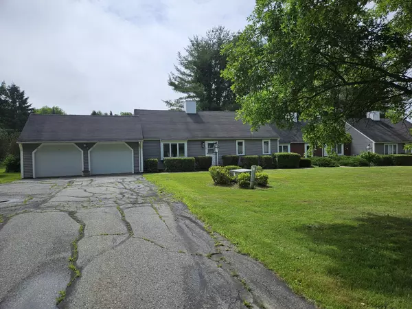 Auburn, ME 04210,12 Colonial WAY #12