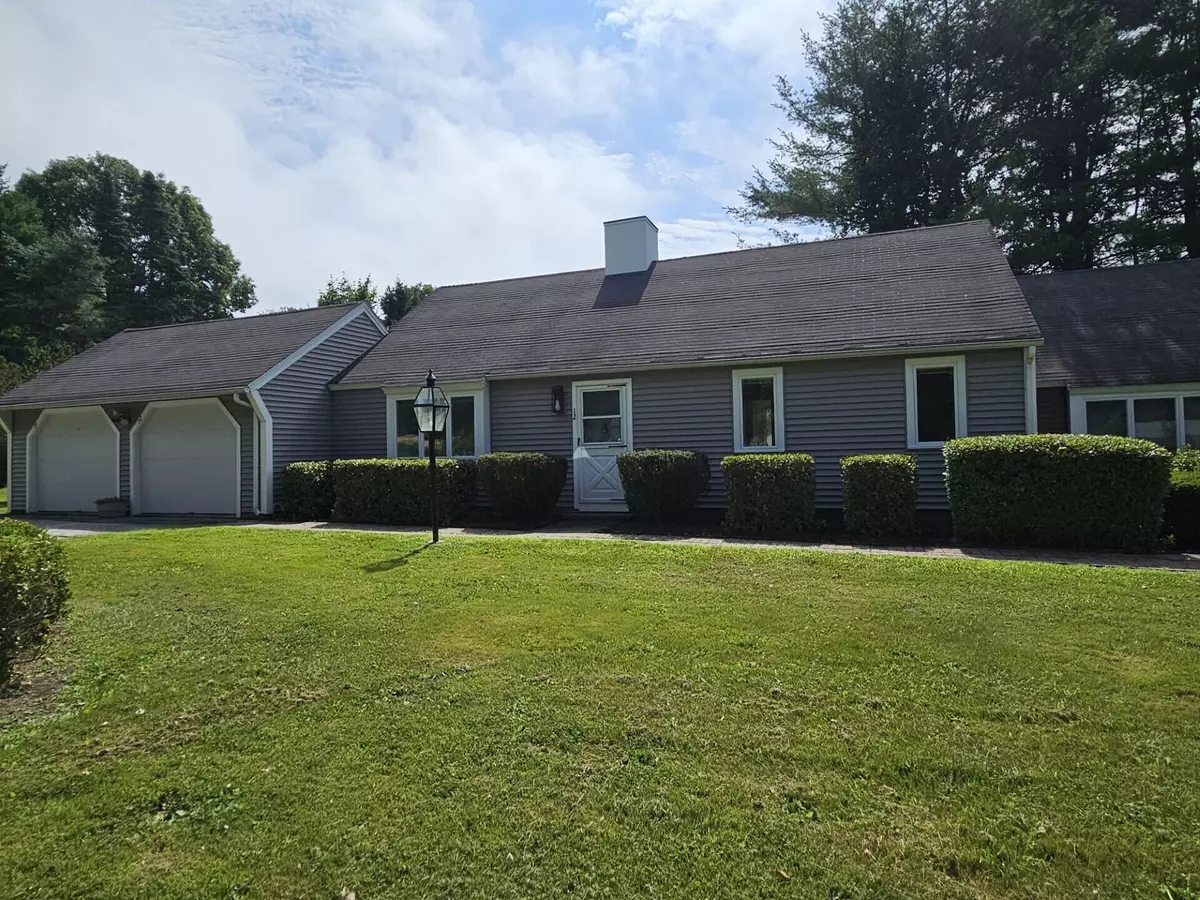 Auburn, ME 04210,12 Colonial WAY #12