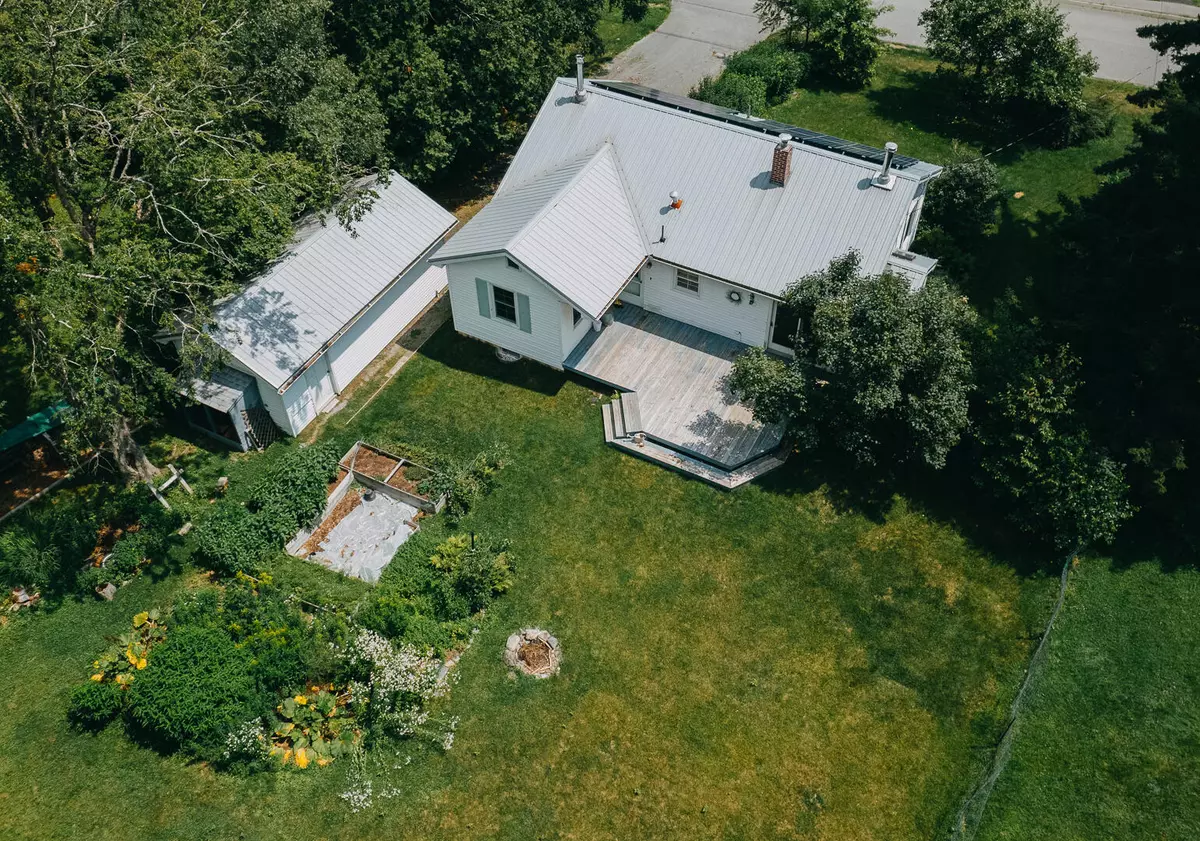 Orono, ME 04473,16 Noyes DR