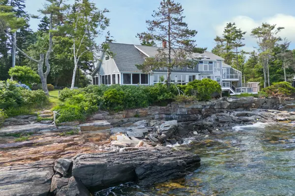 439 Long Point RD, Harpswell, ME 04079