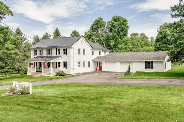 419 Hinckley RD, Clinton, ME 04927