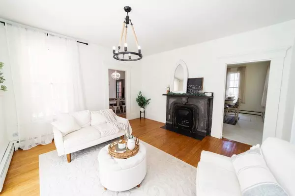 Mechanic Falls, ME 04256,68 Pleasant ST