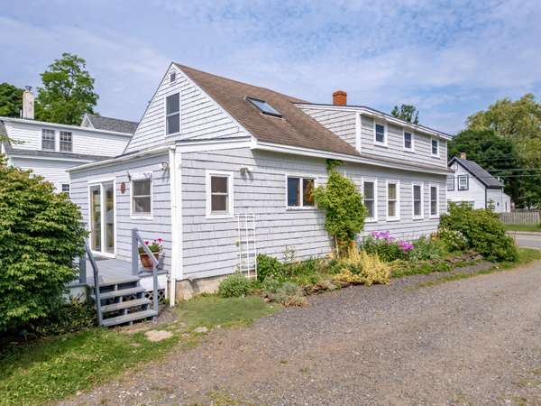 Rockland, ME 04841,44 Thomaston ST