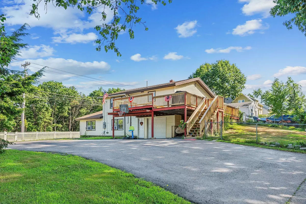 South Portland, ME 04106,461 Main ST