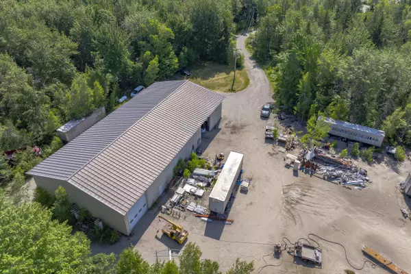 Trenton, ME 04605,979 Bar Harbor RD