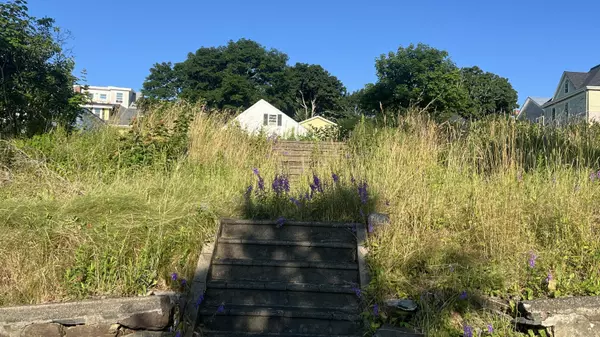 11 Pleasant ST, Lubec, ME 04652