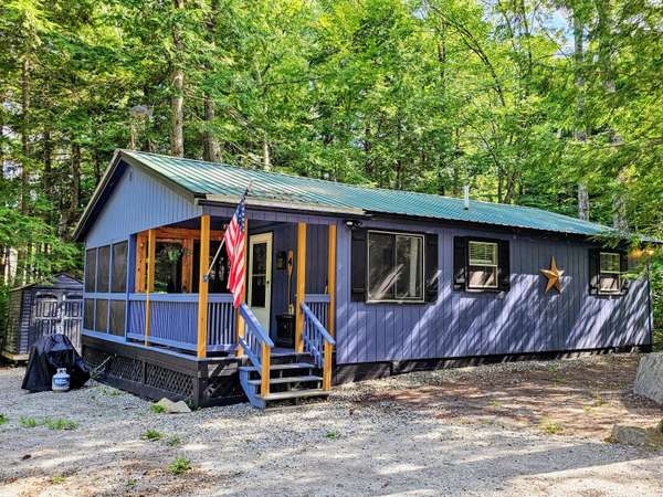 4 Elk LN, Bridgton, ME 04009