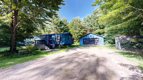 246 Martin Stream RD, Fairfield, ME 04937