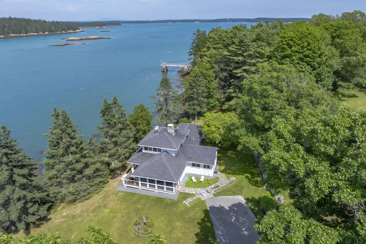 Stonington, ME 04681,49 Oak Hill LN