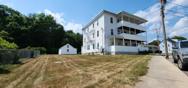 17 North ST, Sanford, ME 04073