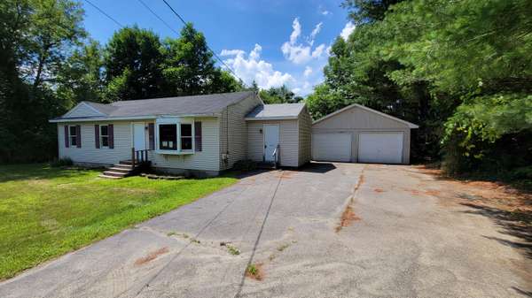 1548 Benton AVE, Benton, ME 04901