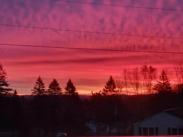 Sidney, ME 04330,208 Shepherd RD