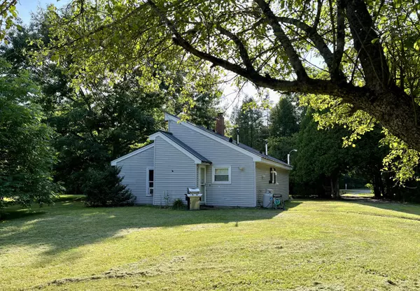 Freeport, ME 04032,20 Murch RD