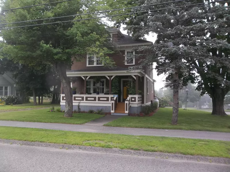 104 Washington ST, Calais, ME 04619