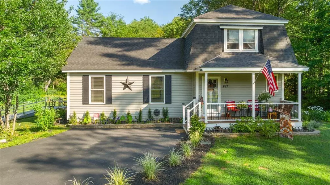 299 Empire RD, Poland, ME 04274