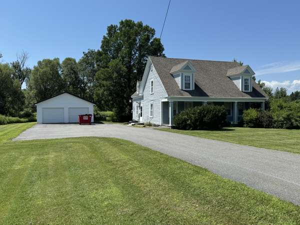 526 Gardiner RD, Dresden, ME 04342