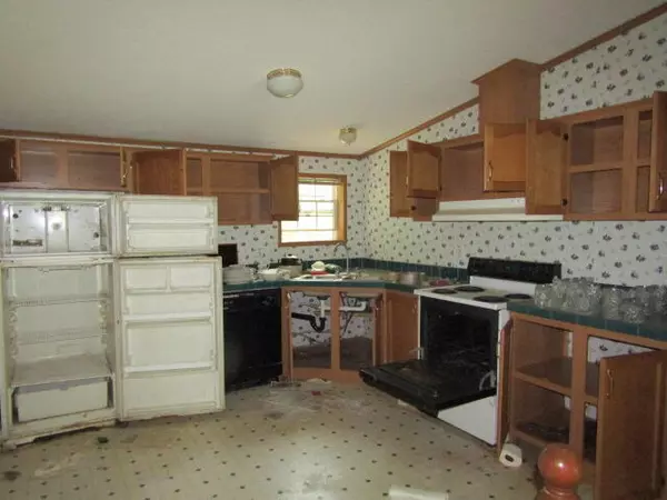 Eddington, ME 04428,125 Riverside DR