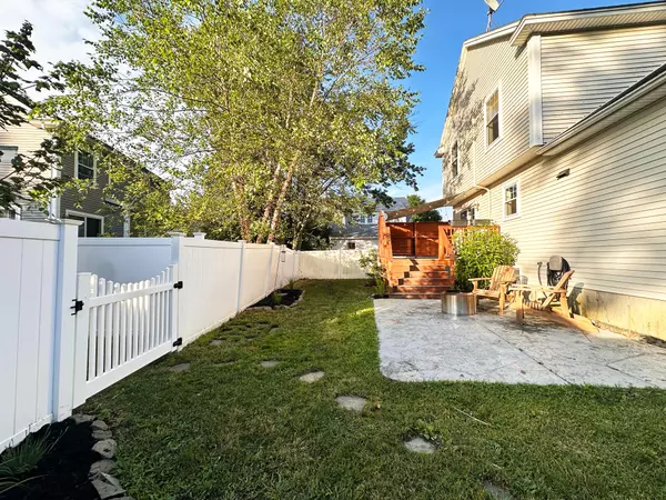 South Portland, ME 04106,103 Cumberland RD