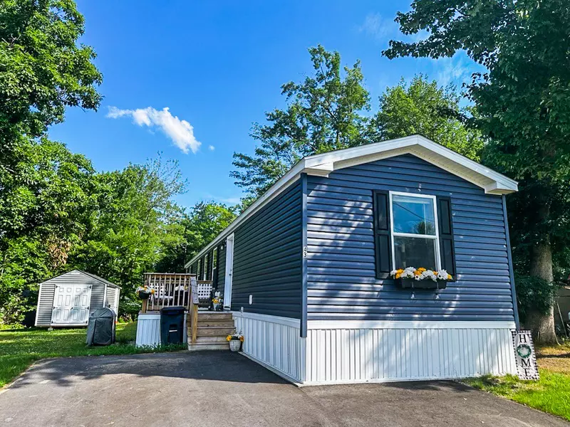 43 Lakewood DR, Limington, ME 04049