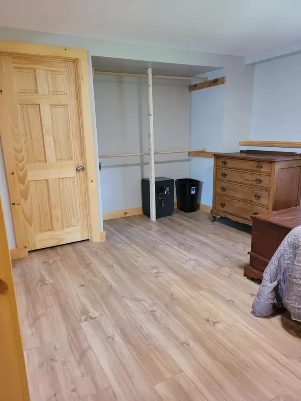 Waterville, ME 04901,4 Pleasant Hill DR