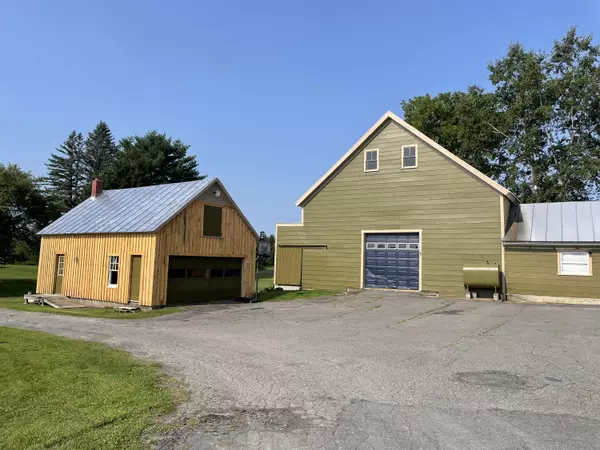 Madison, ME 04950,128 Lakewood RD