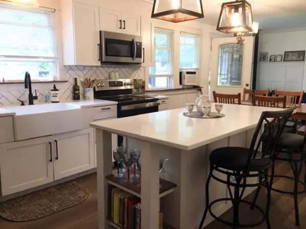 Oakland, ME 04963,41 Oak Hill DR