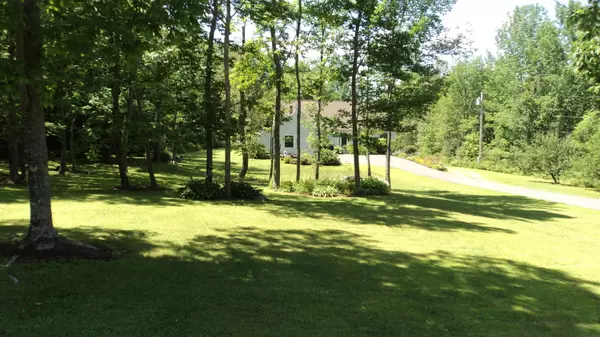 Hampden, ME 04444,57 Mayo RD