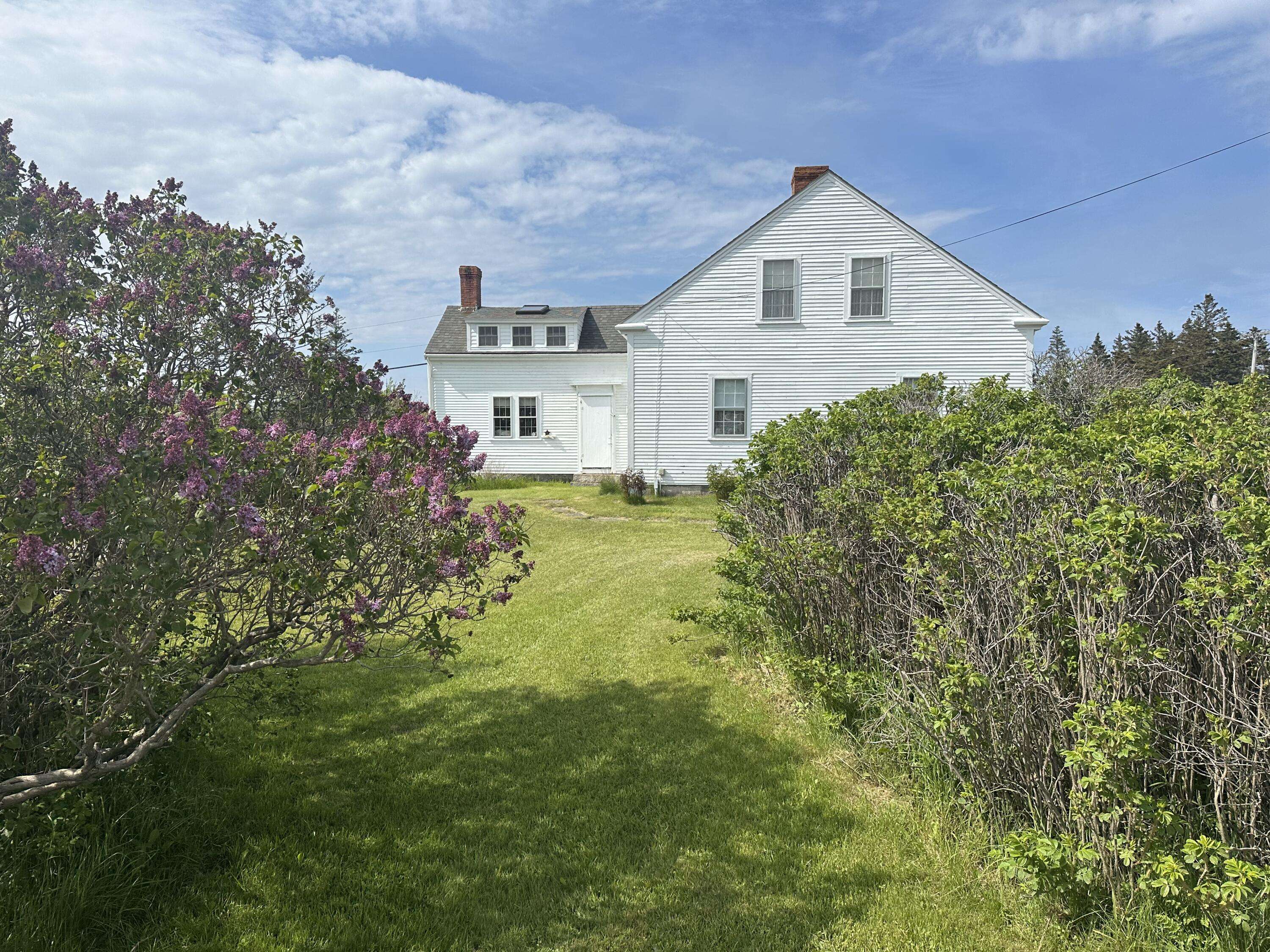 Matinicus Isle Plt, ME 04851,3 SOUTH RD