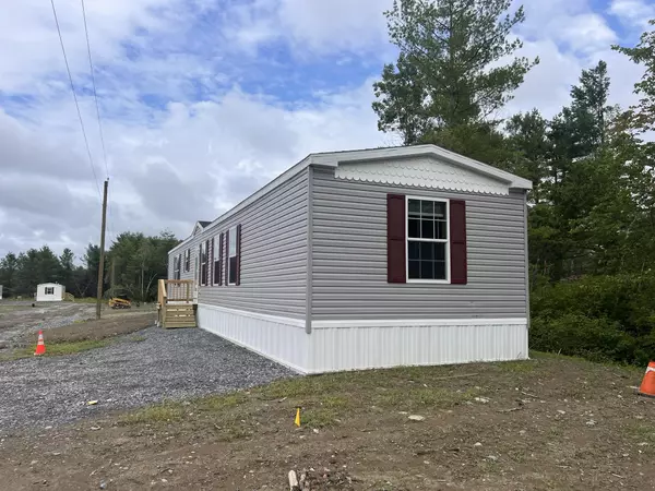 Waterville, ME 04901,18 Valerie LN