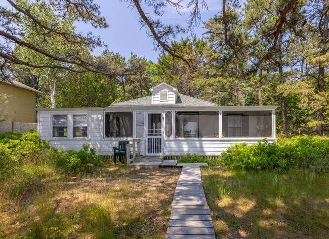 235 Seaside AVE, Saco, ME 04072