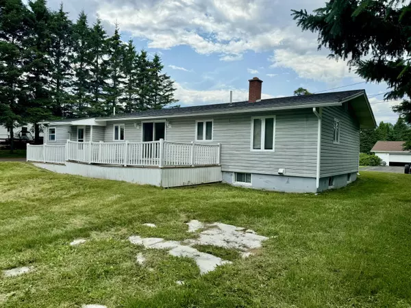 Madawaska, ME 04756,182 Lavoie AVE