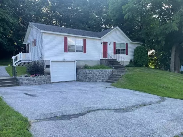 20 Riverview TER, Brewer, ME 04412
