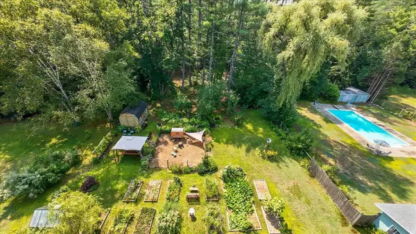 Parsonsfield, ME 04047,16 Fox AVE