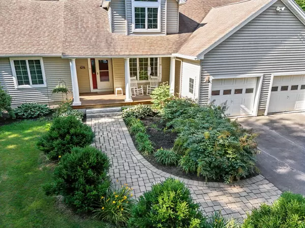 Readfield, ME 04355,90 Davies LN