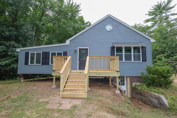 42 Indian Lake DR, Lebanon, ME 04027