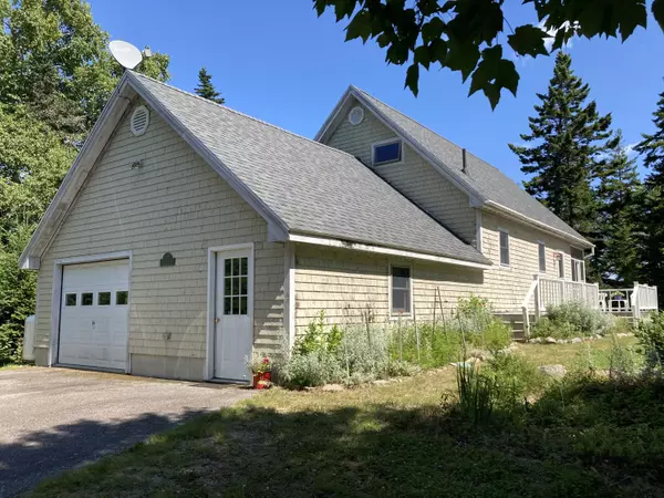 207 Goods Point, Steuben, ME 04680