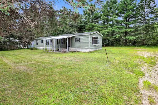 3 Horne AVE, Rumford, ME 04276