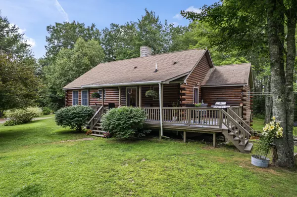 3327 Colonel Stairs RD, Friendship, ME 04547