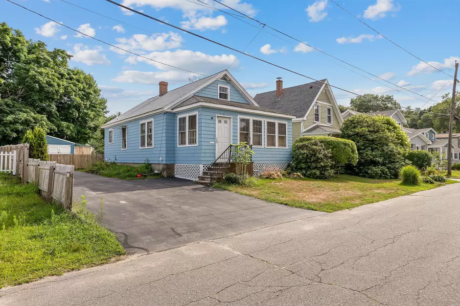 24 Osborne AVE, South Portland, ME 04106