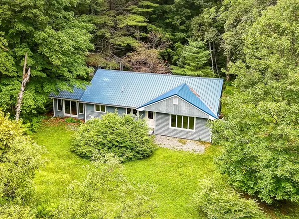 215 Rome RD, Rome, ME 04963