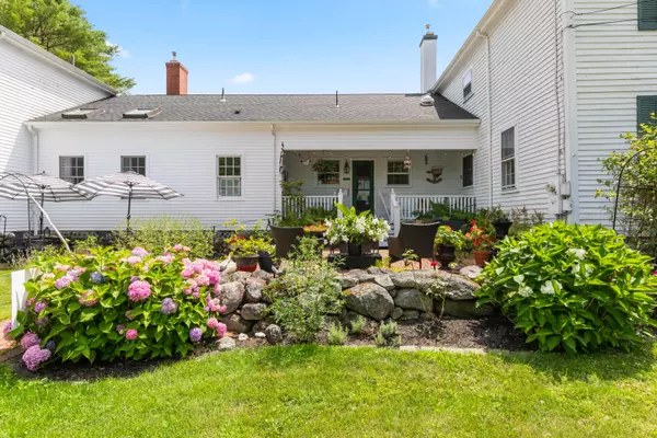 Freeport, ME 04032,77 South ST