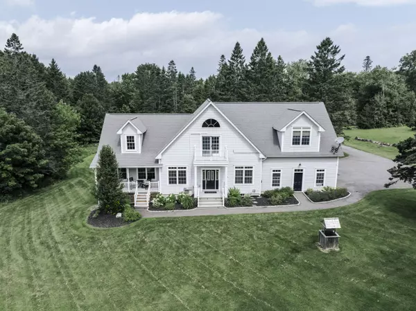 536 Blackstream RD, Hermon, ME 04401