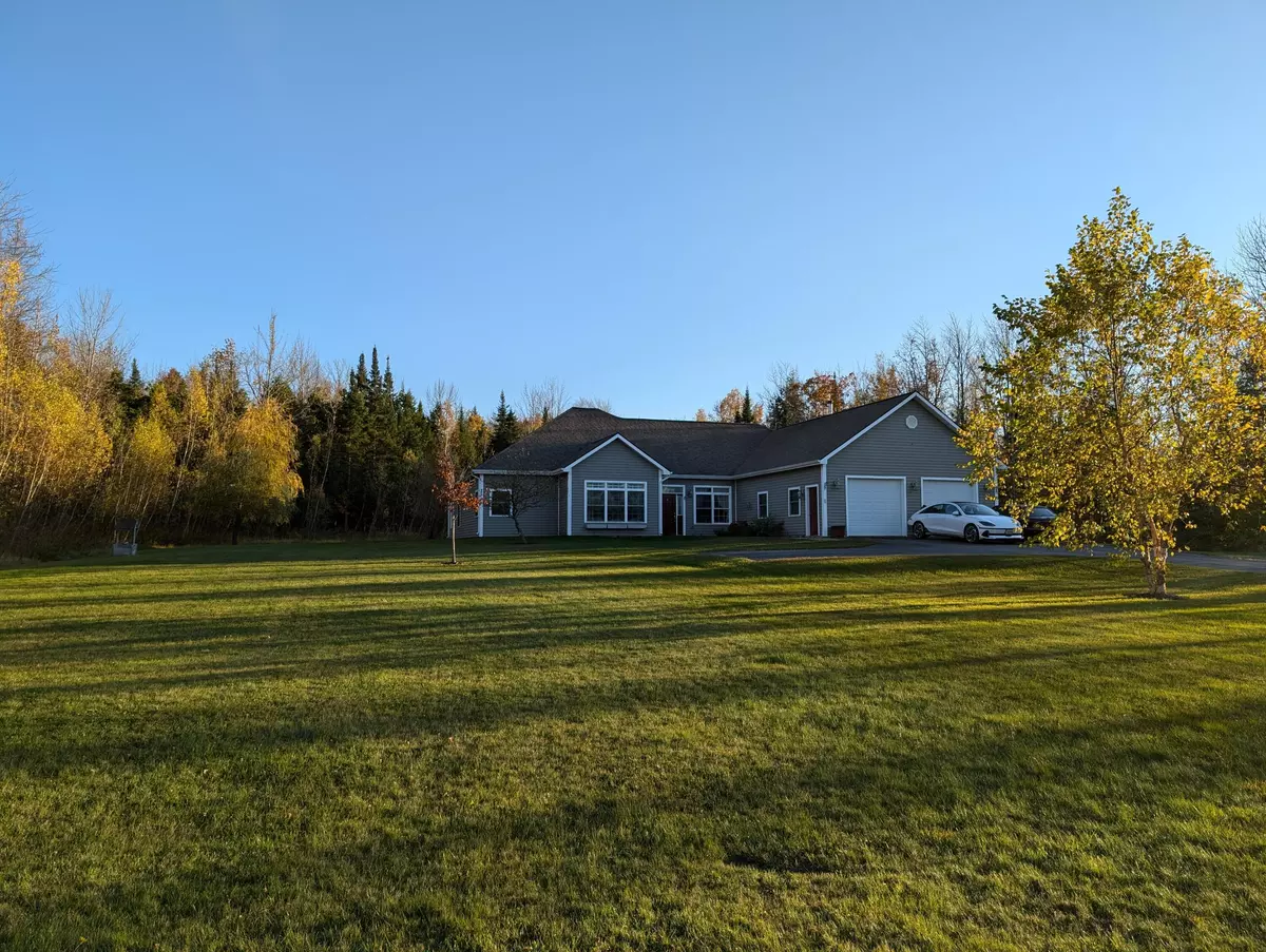 Newport, ME 04953,20 Drew LN