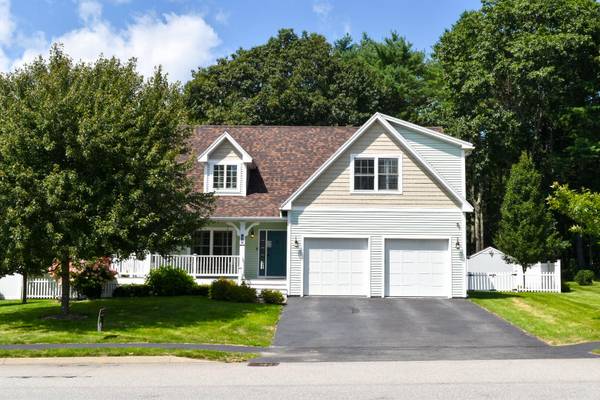 34 Carnation DR, Gorham, ME 04038