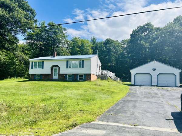 81 Dutch Gap RD, Chesterville, ME 04938