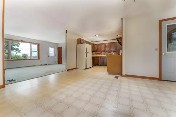 Topsham, ME 04086,458 Foreside RD